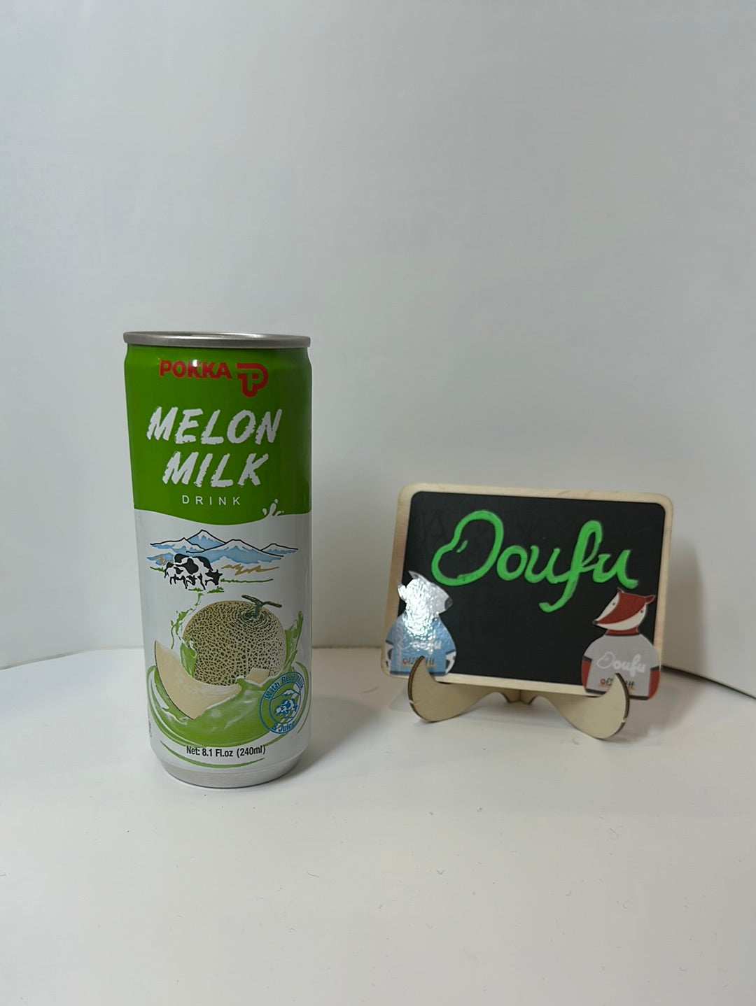 pokka melon milk drink 蜜瓜牛奶饮料 240ml