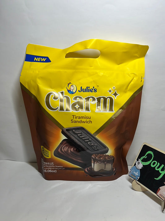 Julie‘s Charm Tiramisu Flavoured 茱蒂丝巧赞提拉米苏味夹心饼 172g