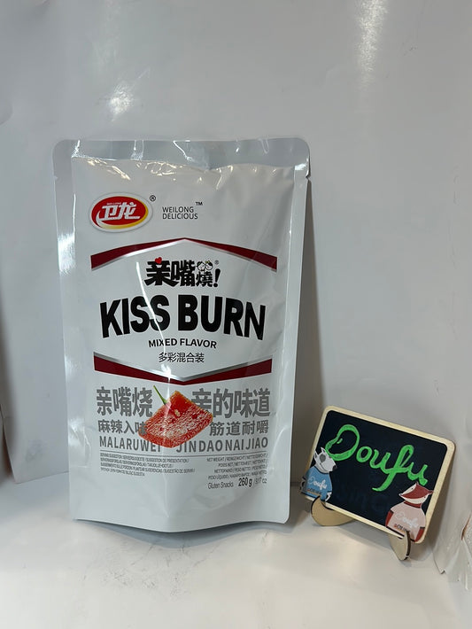 WL KISS BURN - MIX FLAVOUR 卫龙亲嘴烧 多彩混合装 260g